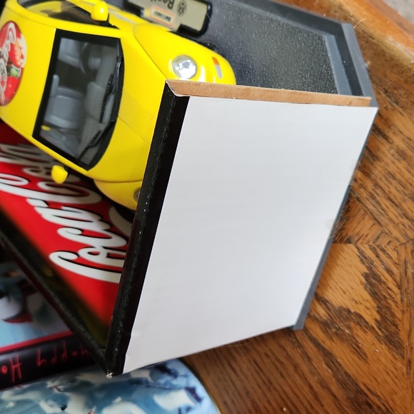 Collector Coca cola yellow matchbox beetle - Picture 5 of 7